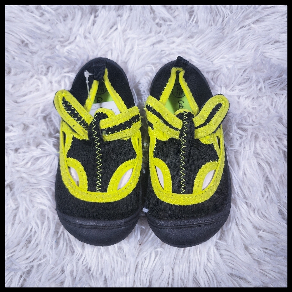 Kid's Cat & Jack Bright Yellow and Black Water Shoes Size M(7/8)
